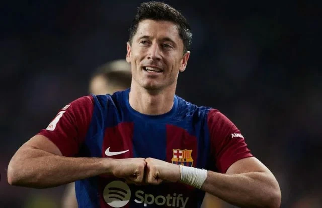 Robert Lewandowski vị tiền đạo hay nhất thế giới 